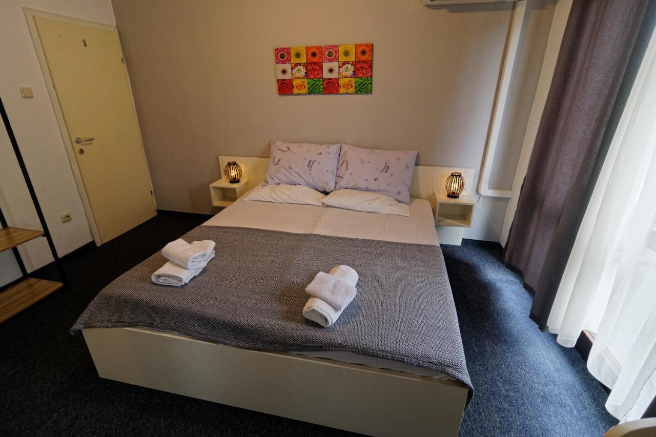 Meliores Rooms Šilo Exterior foto